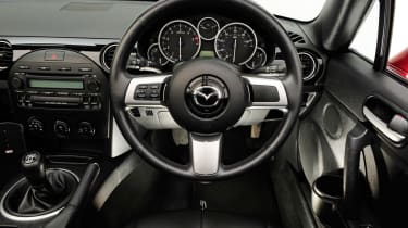 Mazda MX-5 MkIII interior