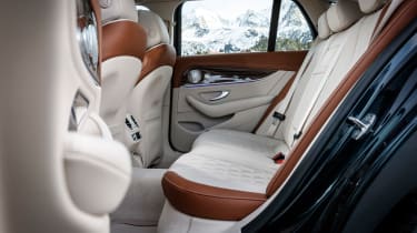 Mercedes E-Class All-Terrain 2017 - rear seats