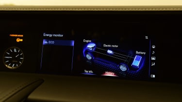 Lexus LC 500h - infotainment