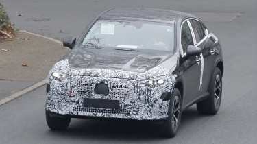 Mercedes GLC facelift - black front 3/4