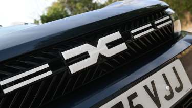Dacia Bigster - grille