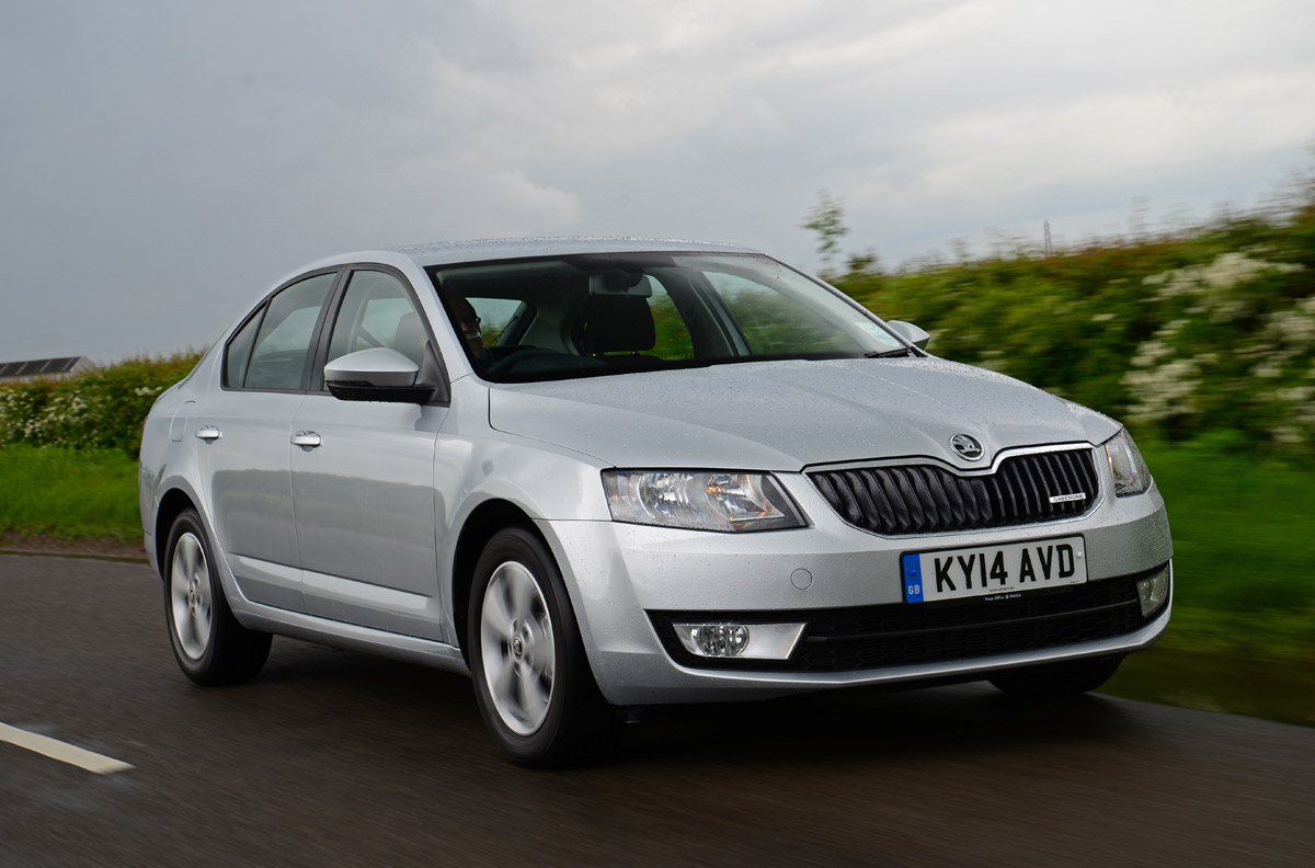 Skoda Octavia GreenLine review  Auto Express