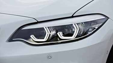 BMW 220d Convertible - front light