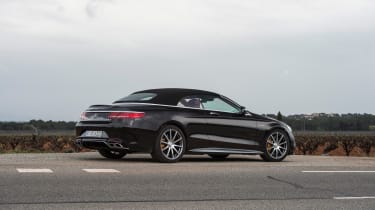 Mercedes-AMG S 63 Cabriolet 2016 - roof closed
