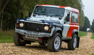 Bowler Land Rover Defender 