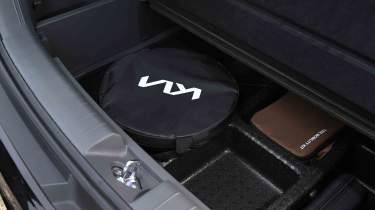 Kia EV3 -underfloor boot storage