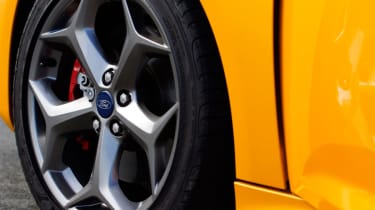 Ford Focus ST wheel detail