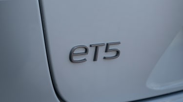 Nio ET5 - badge