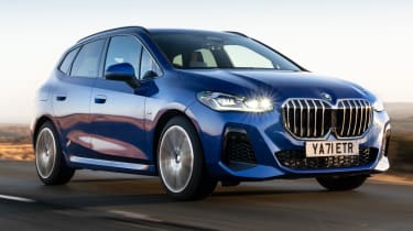 BMW 223i Active Tourer - front tracking