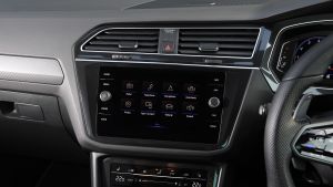 Volkswagen Tigun R - infotainment