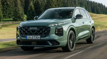 Audi Q7 - front