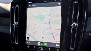 Volvo C40 Recharge - sat-nav