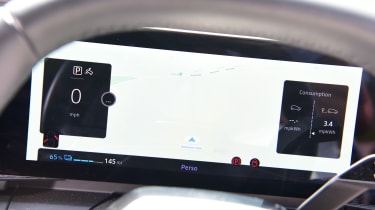 Renault Megane E-Tech - dashboard screen