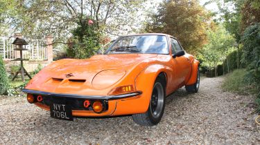 Opel GT orange front
