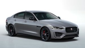 Jaguar%20XE%202020-2.jpg