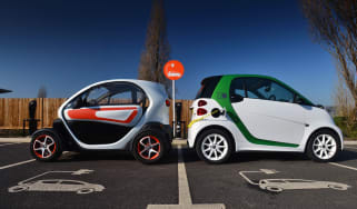Smart ForTwo ED vs Renault Twizy