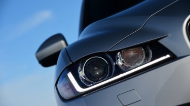 Jaguar F-Pace - front light detail