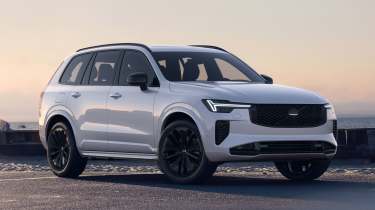 Volvo XC90 Black Edition - front white