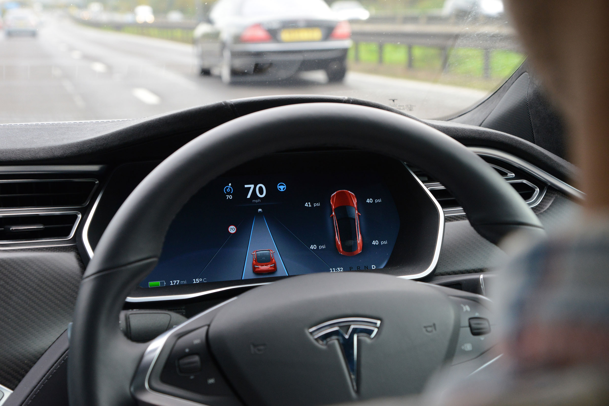 First Tesla Enhanced Autopilot features due in 'about three weeks