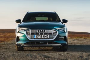 Audi e-tron - full front static