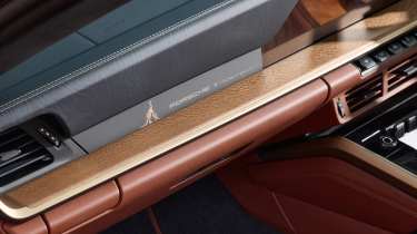 New Porsche 911 Land Down Under - dashboard