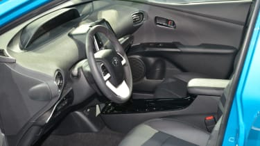 Toyota Prius Plug-in 2016 NY show interior