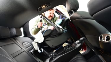 Mercedes EQC 400 - car seat 2