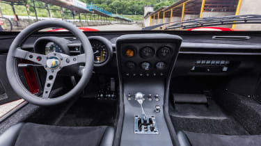 Lamborghini Miura SVR - interior