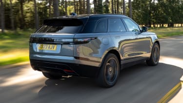 Range Rover Velar - rear tracking
