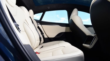 Tesla Model S Plaid - rear seats