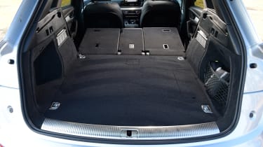 Audi Q5 - boot