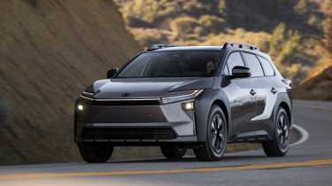 Toyota bZ4X Touring - front cornering