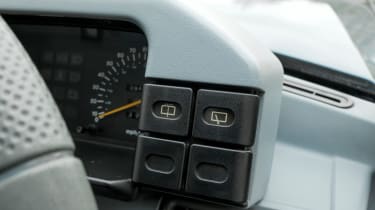 Land Rover Discovery Mk1 - wiper switchgear