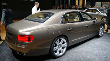 Bentley Flying Spur rear tracking