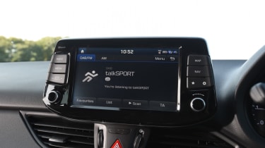 Hyundai i30 Tourer - infotainment and vents