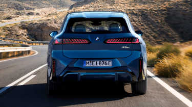 BMW iX3 - full rear action