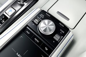 Lexus LC Convertible - infotainment controls