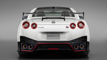 Nissan GT-R NISMO - studio full rear