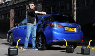 Lexus CT 200h header