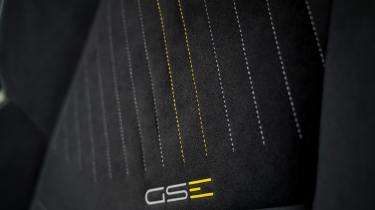 Vauxhall Mokka GSE 2025 - seat detail