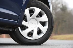 Dacia Sandero facelift - wheel detail