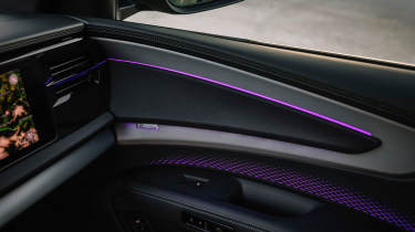 Audi Q7 - trim