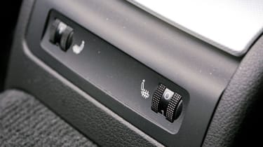 Audi A4 Avant switches
