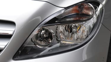 Mercedes B Class headlight
