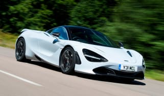 McLaren 720S - front