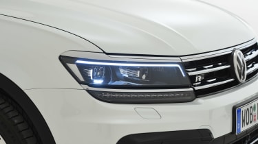 Volkswagen Tiguan 2016 - lights detail