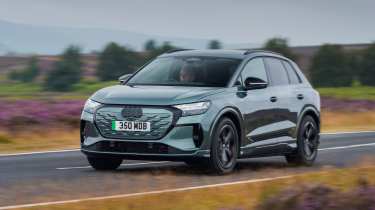 Audi Q4 e-tron - front action
