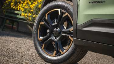 Jeep Avenger 2026 facelift wheel