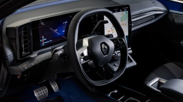 Renault Scenic - steering wheel