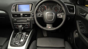 Audi Q5 TDI S line dash